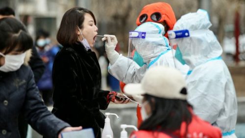 चीनमा तीव्र गतिमा बढ्दै कोरोना संक्रमण