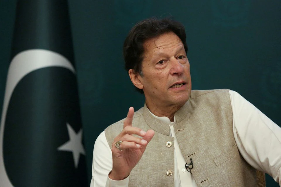 पाकिस्तानका प्रधानमन्त्री इमरान खानविरुद्ध अविश्वासको प्रस्ताव पेस