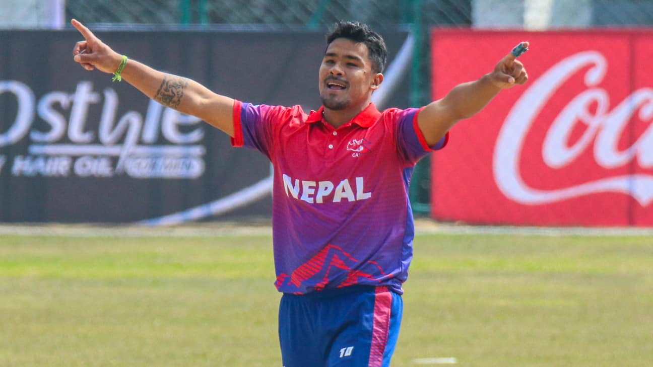 नेपाललाई पहिलो सफलता, करणले लिए विकेट