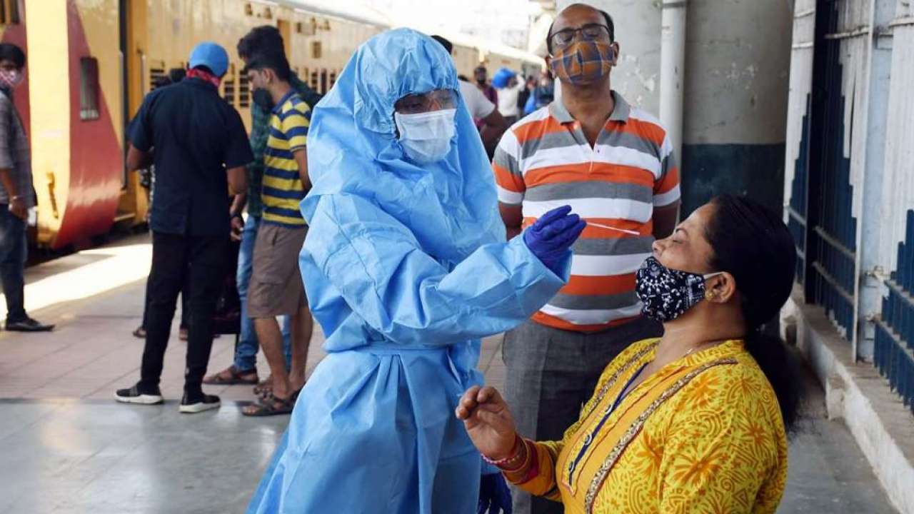भारतमा घटे दैनिक कोरोना संक्रमित