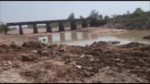 भारतमा ६० फिट लामो फलामको पुल चोरी