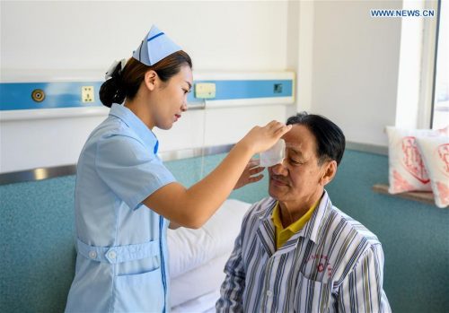 चीनमा अबको ३ वर्षभित्र नर्सको संख्या ५५ लाख पुग्ने