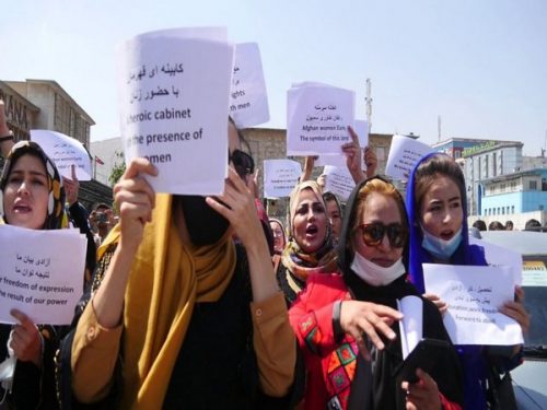 तालिवानी कदमको निरन्तर विरोधमा अफगानिस्तानका महिलाहरु