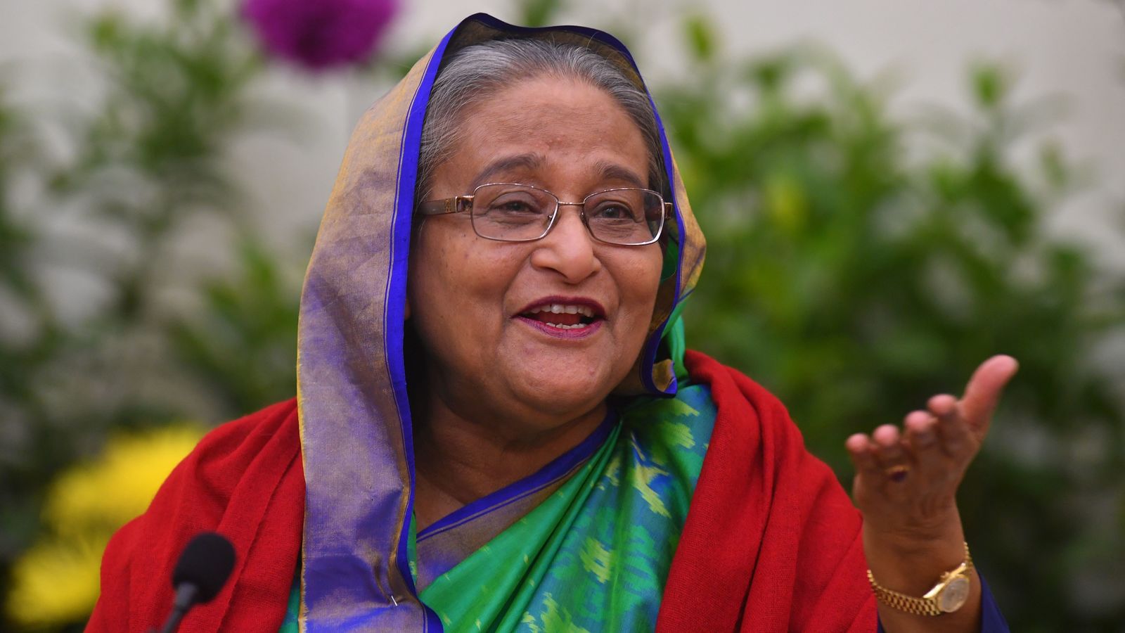 भारत भ्रमण गर्दै बङ्गलादेशकी प्रधानमन्त्री हसिना