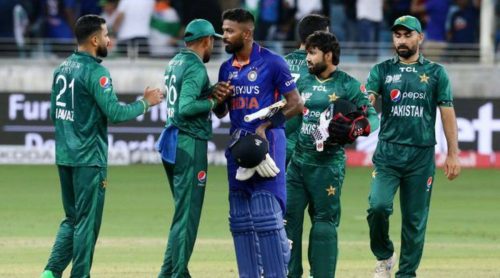 टी २० विश्वकपमा भिड्दै क्रिकेटका कट्टर प्रतिद्वन्द्वी भारत र पाकिस्तान