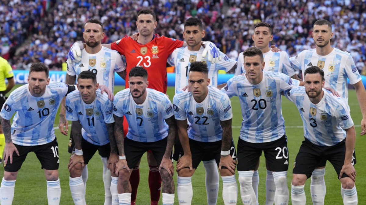 विश्वकप फुटबल : अर्जेन्टिना र पोल्याण्ड नकआउट चरणमा