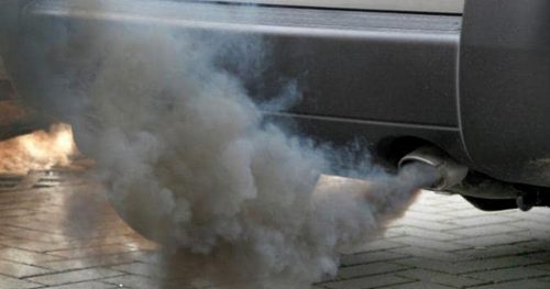 वायु प्रदूषणको मुख्य कारण गाडीकाे धुवाँ