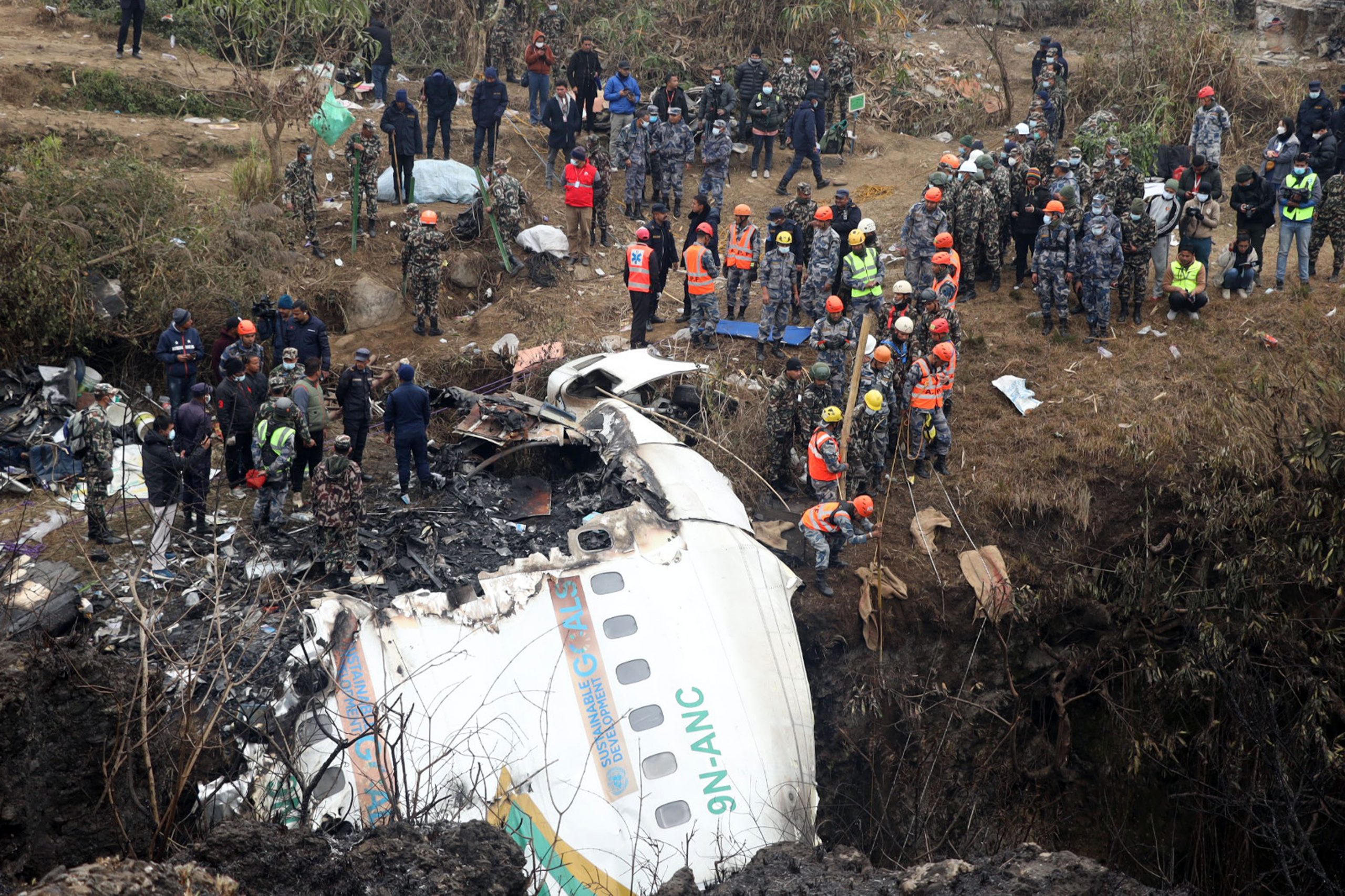 पोखरा विमान दुर्घटना : अत्यधिक जलेका कारण शव पहिचान गर्न समस्या