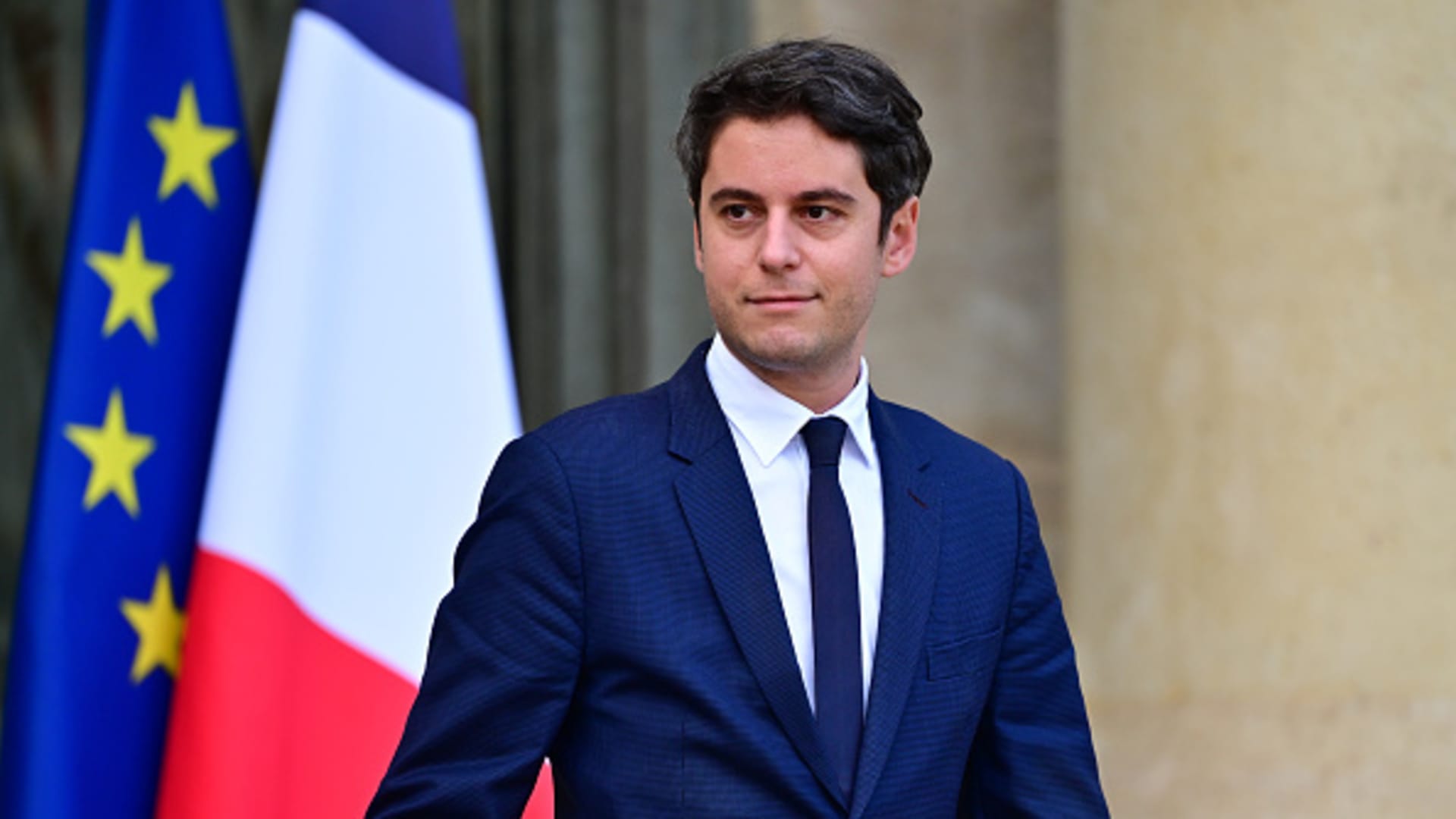 फ्रान्सको सबैभन्दा कान्छो प्रधानमन्त्री बने ३४ वर्षीय ग्याब्रियल