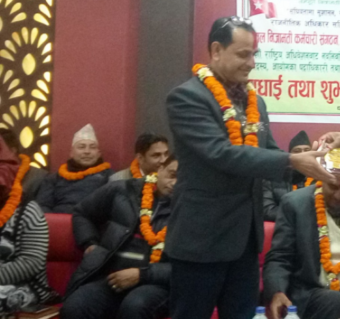 निजामती कर्मचारी सङ्गठनमा कोइराला