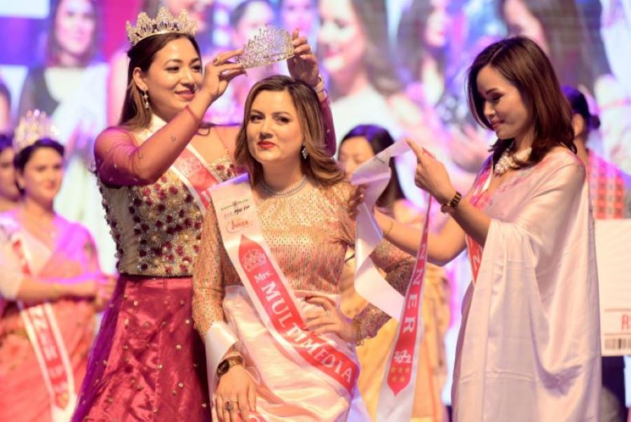 मञ्जुलाई ‘मिसेस ब्यूटी क्विन’ को उपाधि
