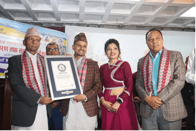 योग प्रशिक्षक वृक्षासनमा विश्व कीर्तिमान कायम