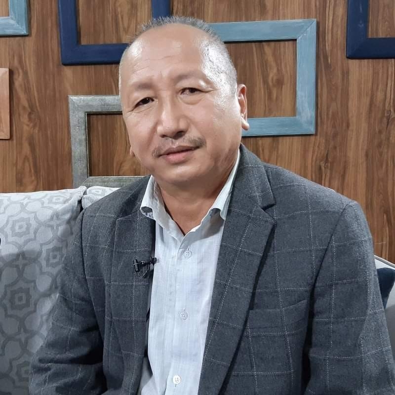 मतदातालाई श्रवण मुकारुङका टिप्स्