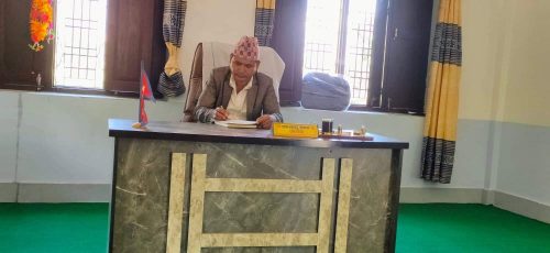 निर्वाचित भएको एक हप्ता नबित्दै अध्यक्ष रोकायाले गरे बाढीग्रस्त क्षेत्रको अनुगमन