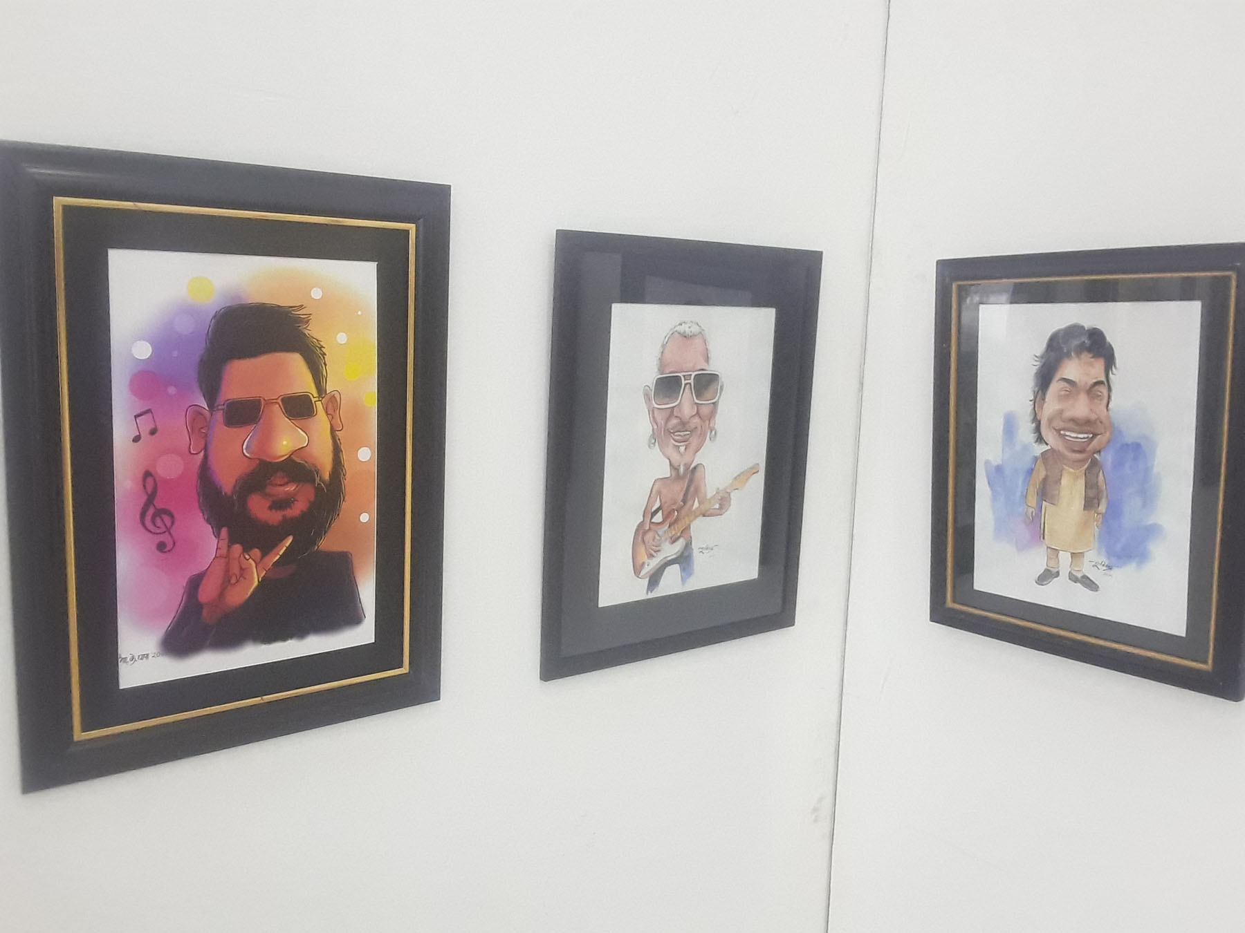 ‘क्यारिकेचर’ प्रदर्शनी : युवा बालेनदेखि बयोबृद्ध सत्यमोहनसम्म