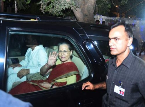 इडीले आज सोनिया गान्धीसँग सोधपुछ गर्दै, कांग्रेस कार्यालयबाहिर सुरक्षामा कडाइ