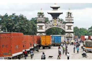 वीरगञ्ज नाका: पाँच खर्ब छ अर्ब आयात र ७९ अर्ब निर्यात