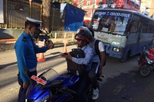 ट्राफिक कारबाहीमा एकै दिन २२ लाख ७६ हजार राजस्व संकलन