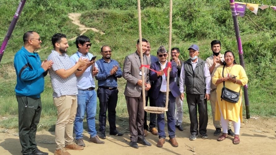 चाडपर्वको अवसरमा लोपोन्मुख लिंगे पिङ बजार सञ्चालन