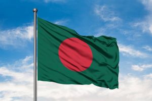 बंगलादेशमा दशकौं यताकै लामो गर्मी, विद्युत् कटौतीसँगै विद्यालय बन्द