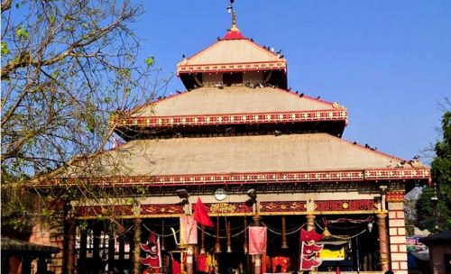 नेपालगञ्जको बागेश्वरी मन्दिरमा महाआरतीको तयारी