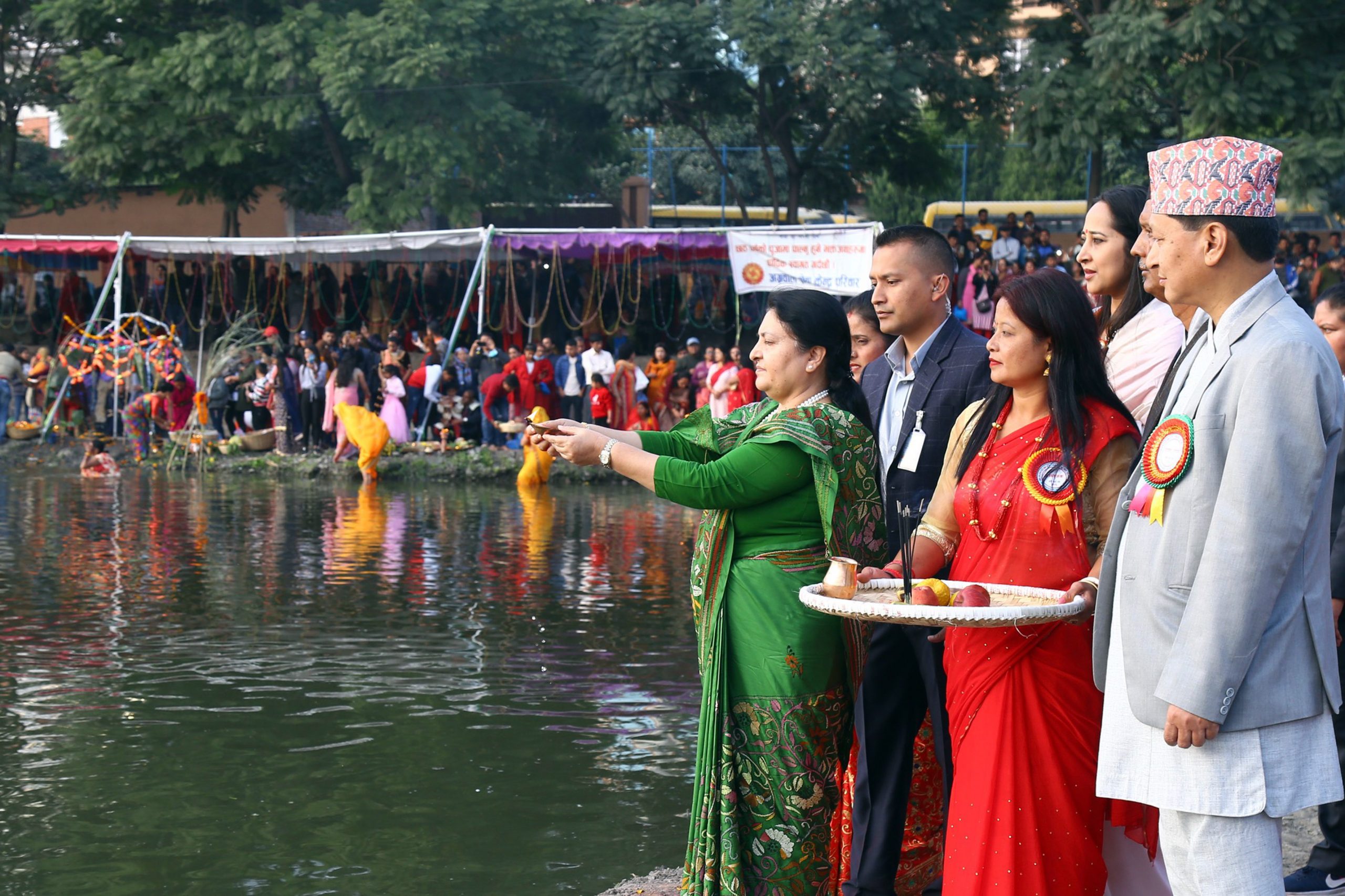 राष्ट्रपतिद्वारा गुह्येश्वरीमा सूर्यसहित छठी माताको पूजा आराधना