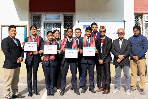 ट्रिटन इन्टरनेशनल कलेजमा नमुना मतदान