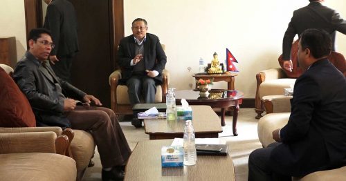 आफ्ना कार्यकर्तालाई रिहाइ गर्न नेकपाको सरकारलाई दबाब