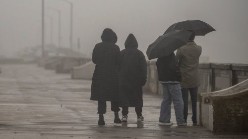 क्यालिफोर्नियामा वर्षा र आँधी,जनजीवन प्रभावित