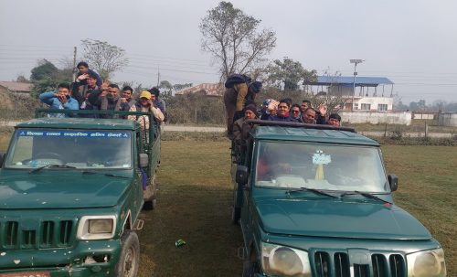 चितवन राष्ट्रिय निकुञ्जमा जिप सफारी बन्द