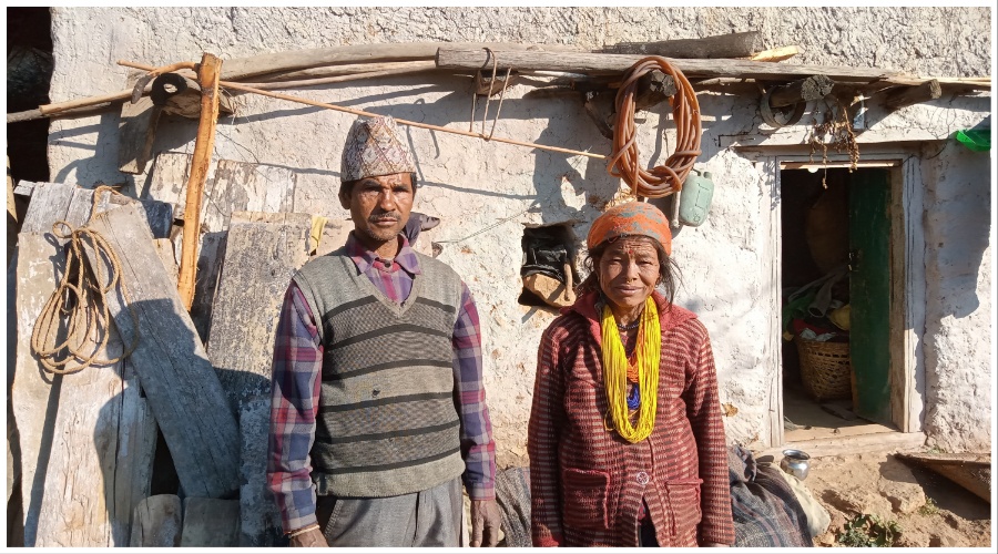 अशिक्षा र गरिबीको दूरावस्था, २६ वर्षमा १२ सन्तान !