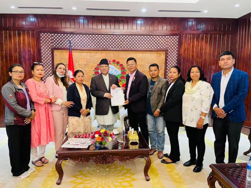 कुमाल समुदायका अगुवाले भेटे प्रधानमन्त्री