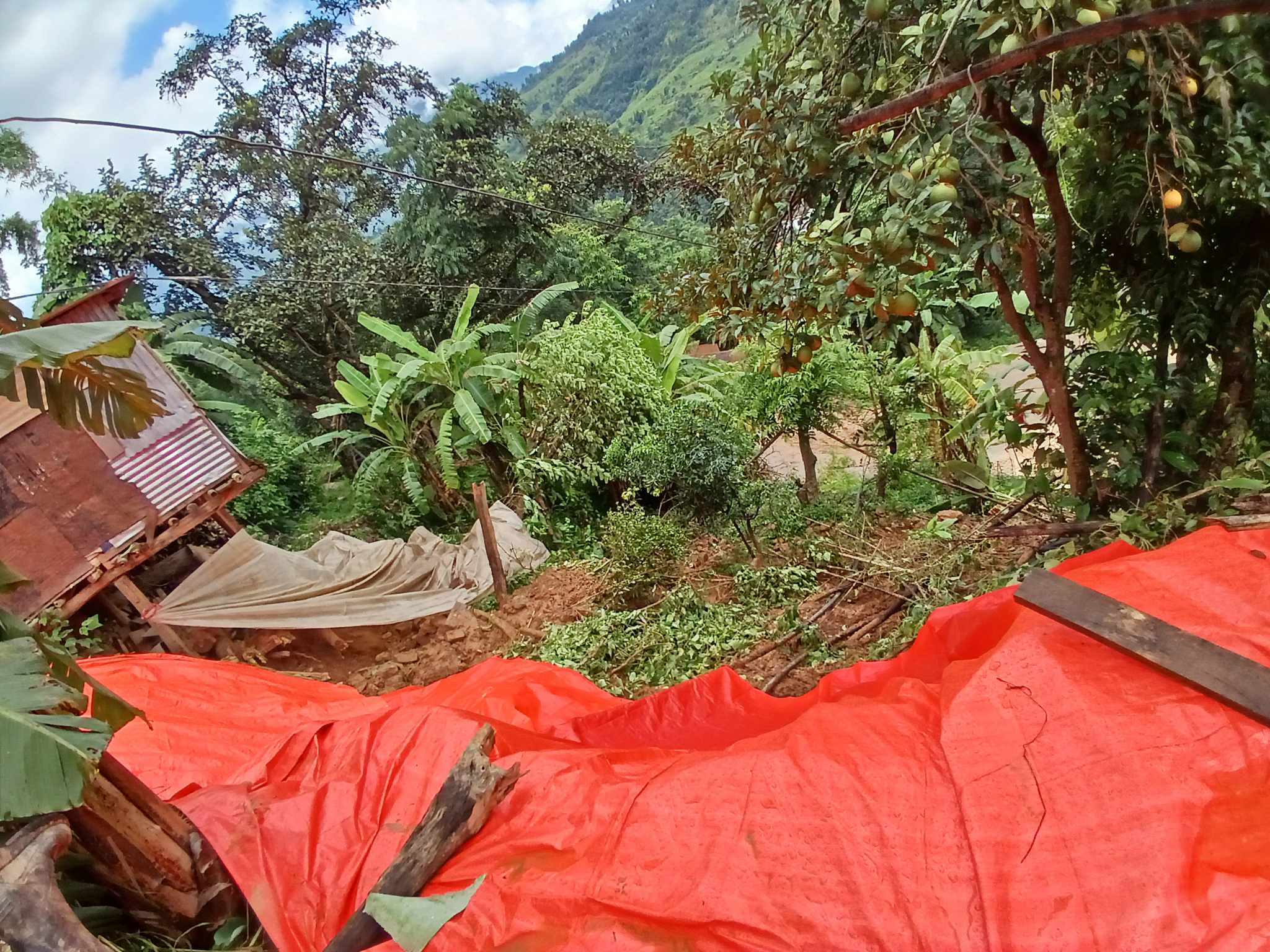 बडिगाड पहिरो : तीन बालबालिका अझै बेपत्ता