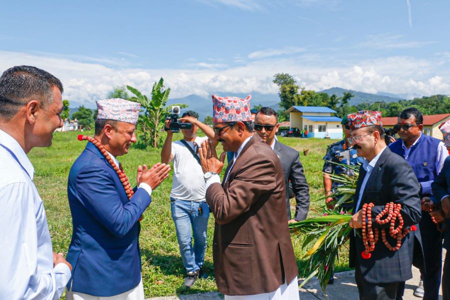  गृह जिल्ला पुगे ऊर्जामन्त्री खड्का