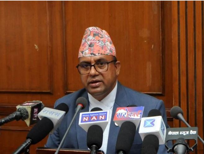वायुसेवा  निगमको सदृढीकरण अपरिहार्यः पर्यटनमन्त्री पाण्डे