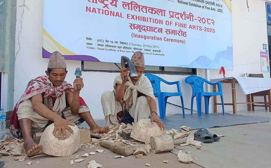 काठमाडौँको प्रदर्शनीमा राउटेले पहिलोपटक देखाए हस्त-शिल्पकला