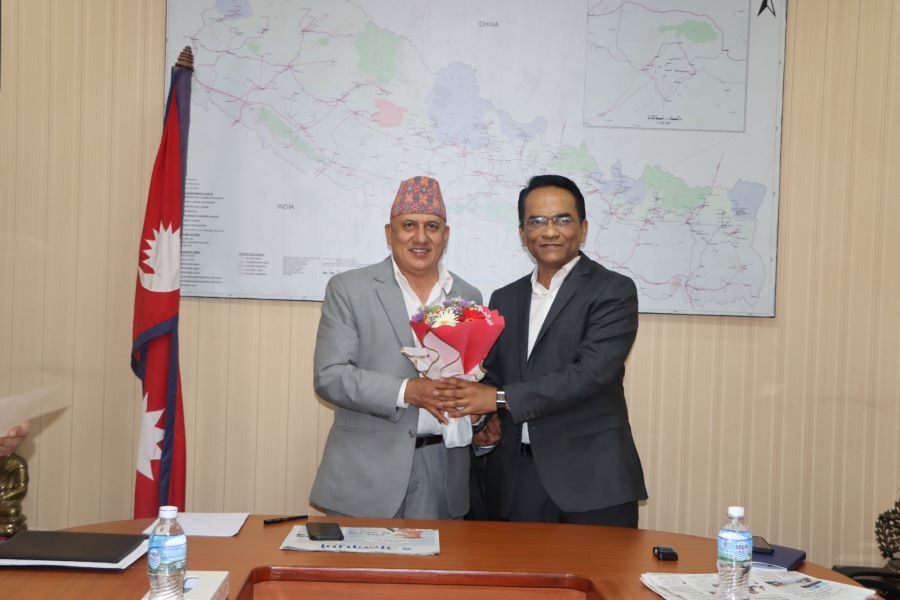 योजना आयोगका उपाध्यक्ष र राष्ट्र बैङ्कका गभर्नरबीच भेट