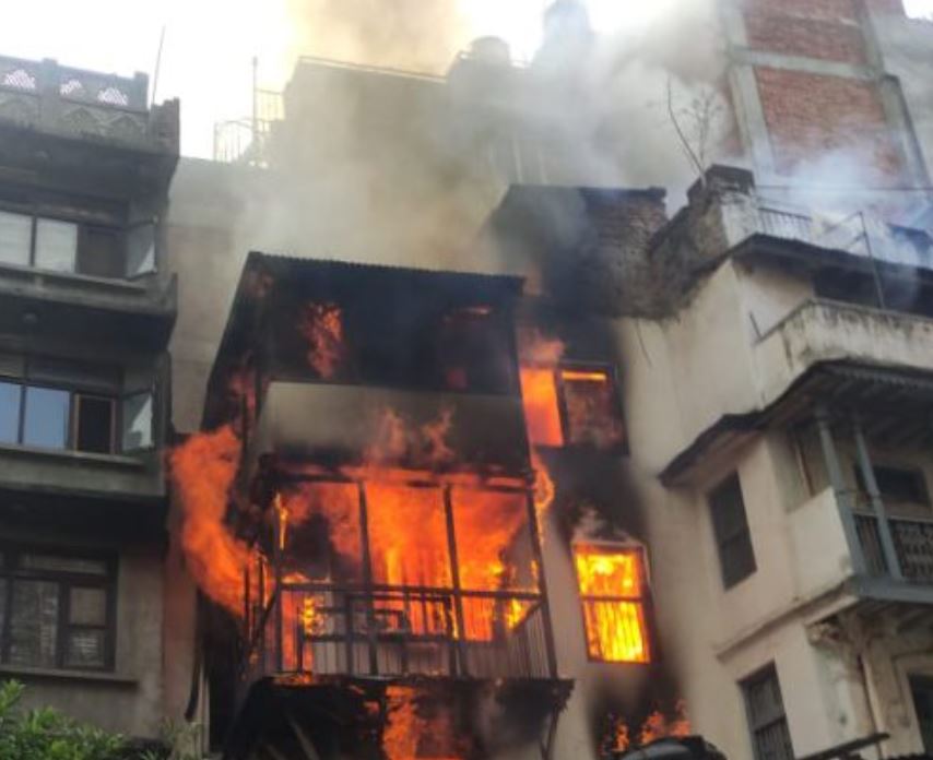 काठमाडौंको मखनमा आगलागी, एक जनाको मृत्यु