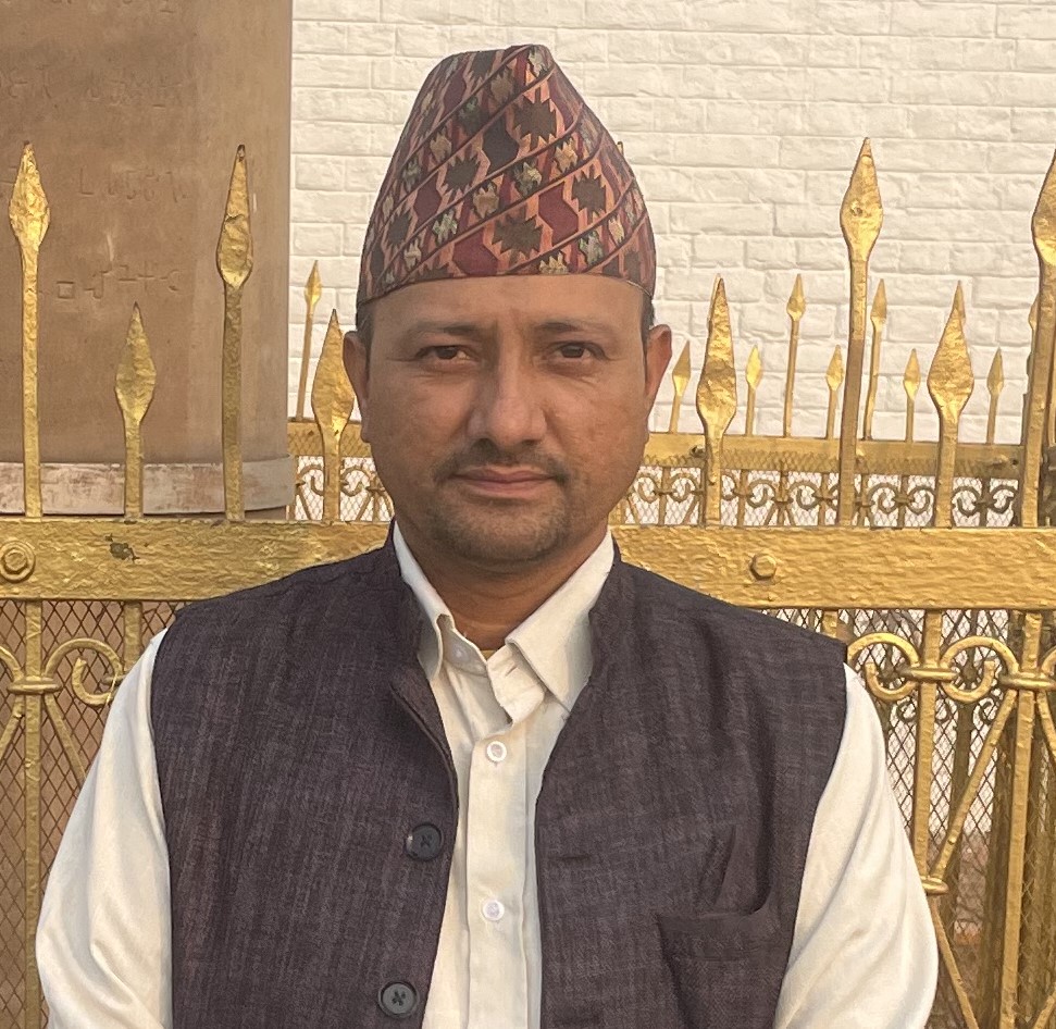 नेपालमा आधिकारिक ट्रेड युनियन र अबकाे  बाटाे