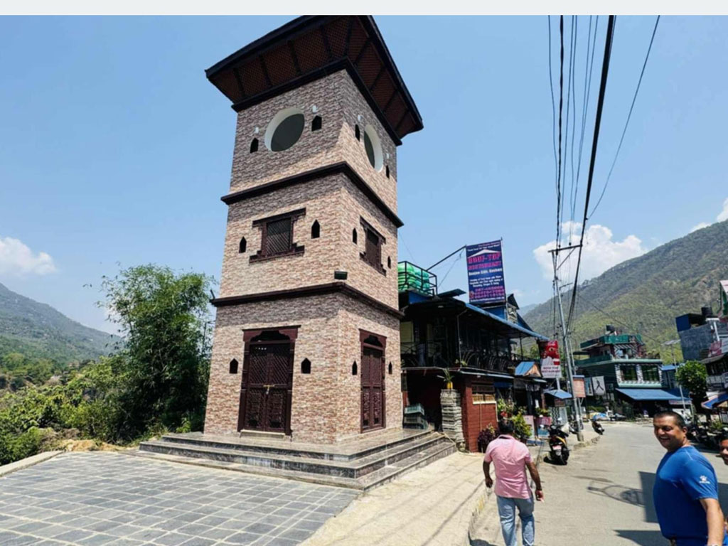 कुश्मा बजारको घण्टाघर दुई वर्षदेखि प्रयोगहीन