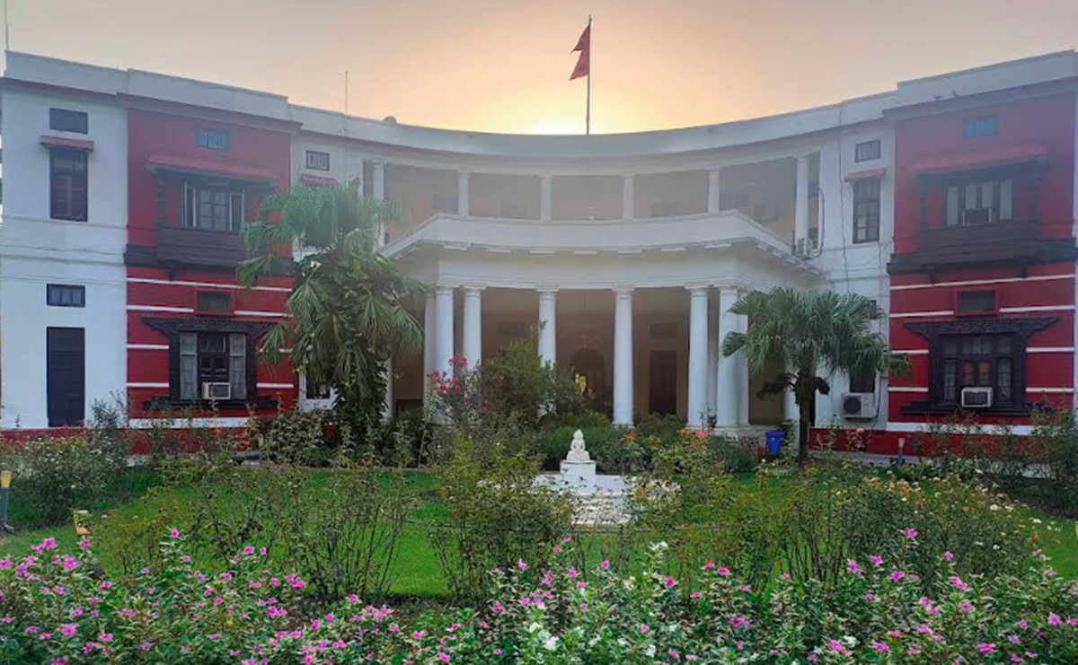 भारतमा बन्धक बनाइएका ३५ नेपालीको उद्धार