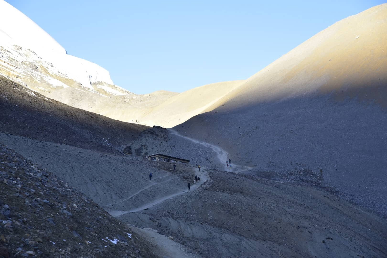 थोराङ्ला पास सरसफाइ, ६५ बोरा फोहर सङ्कलन