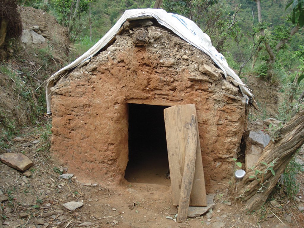 छाउगोठ नभत्काए १० हजार जरिवाना