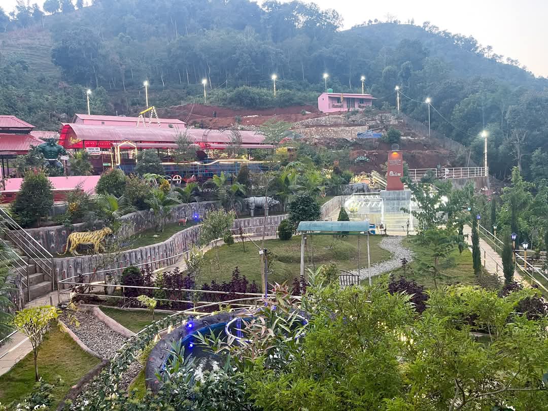 पर्यटकीय केन्द्र बन्दै तनहुँको ‘तीनखोले मन्दिर’