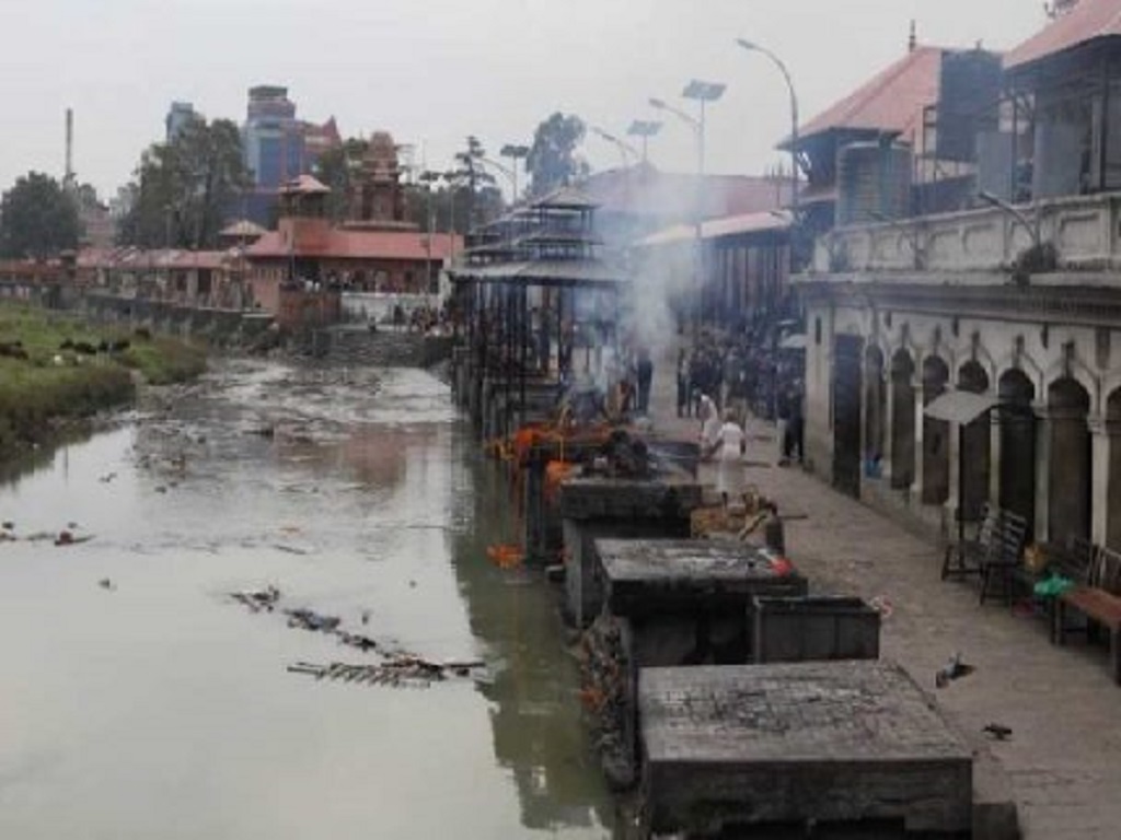 पशुपति आर्यघाटमा शवबाट मासु र हड्डी निकालेको आरोपमा एक जना पक्राउ