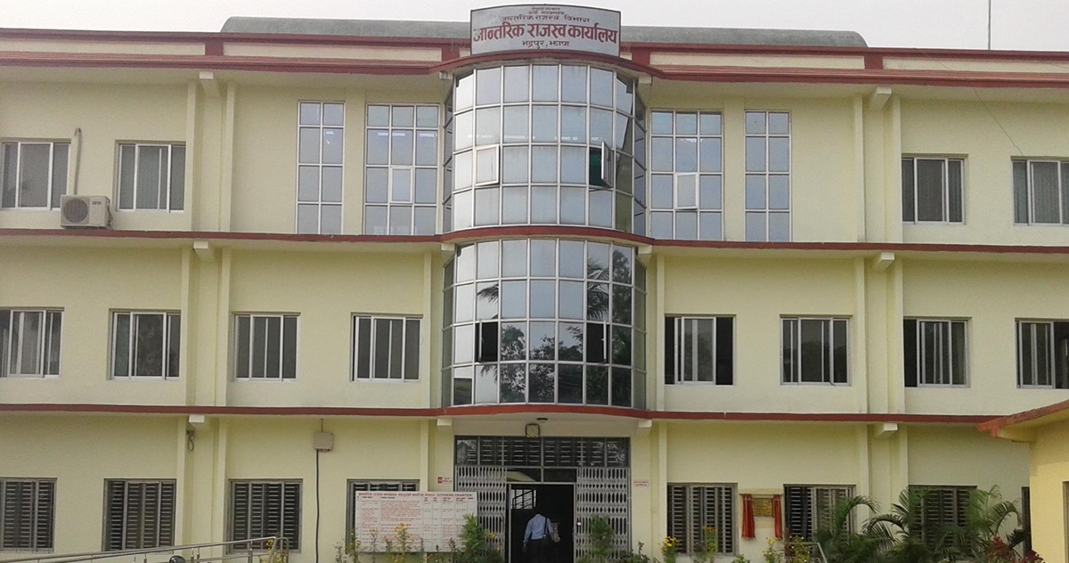 एक महिनामा वार्षिक लक्ष्यको ६ दशमलव ८५ प्रतिशत राजस्व सङ्कलन