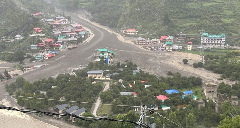 भारत उत्तराखण्डको बाढी पहिरोमा परी २६ जना नेपाली बेपत्ता