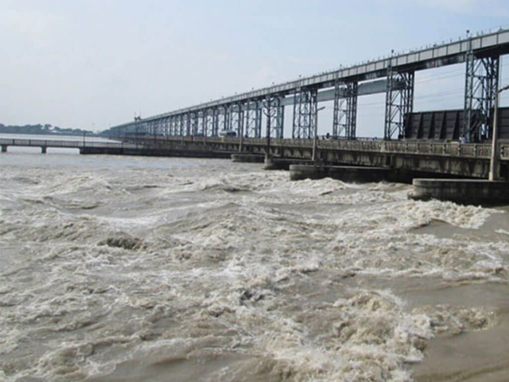 सप्तकोशीका तीन नदीमा जलसतह खतराको तहमाथि
