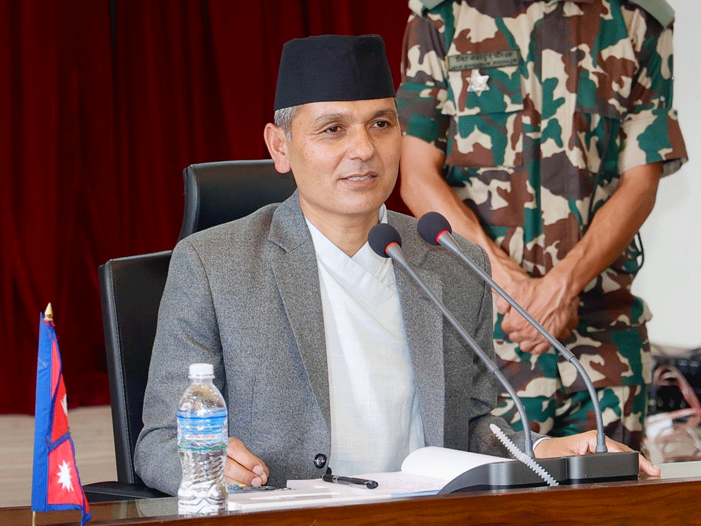 निर्वाचन सुशासन कायम गराउन सफल भयो : गृहमन्त्री अर्याल
