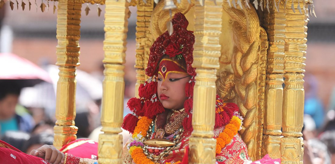 कुमारी आर्यताराले आज सर्वसाधारणलाई टीका लगाइदिने